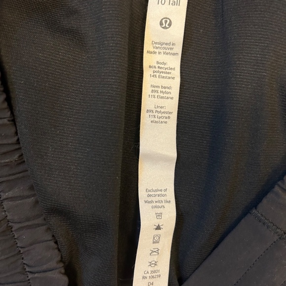 Lululemon shorts - Picture 3 of 3